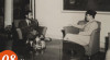 Foto Presiden Sukarno menerima Kunjungan Pemimpin Organisasi Ikhwanul Muslimin sekaligus Sekretaris Jenderal Kongres Islam Sedunia Said Ramadhan di Istana pada 8 Maret 1952.