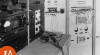 Foto Lemari Kontrol Stasiun Pemancar 100 KW Radio Republik Indonesia (RRI) di Kebayoran, Jakarta, tanggal 14 Agustus 1956.